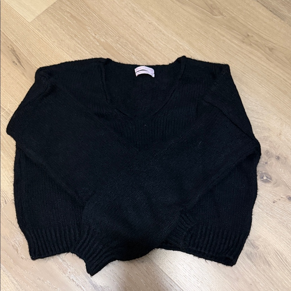 Urban Outfitters Black V-Neck Sweater